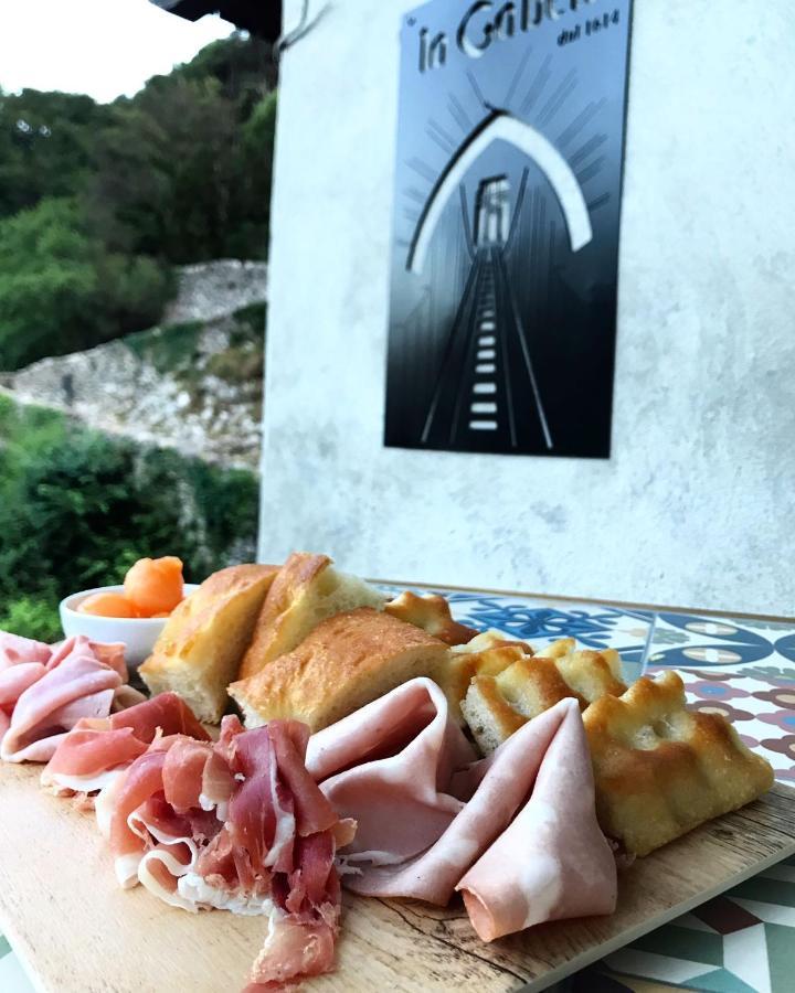 Porto Di Clanezzo Bed & Breakfast Luaran gambar